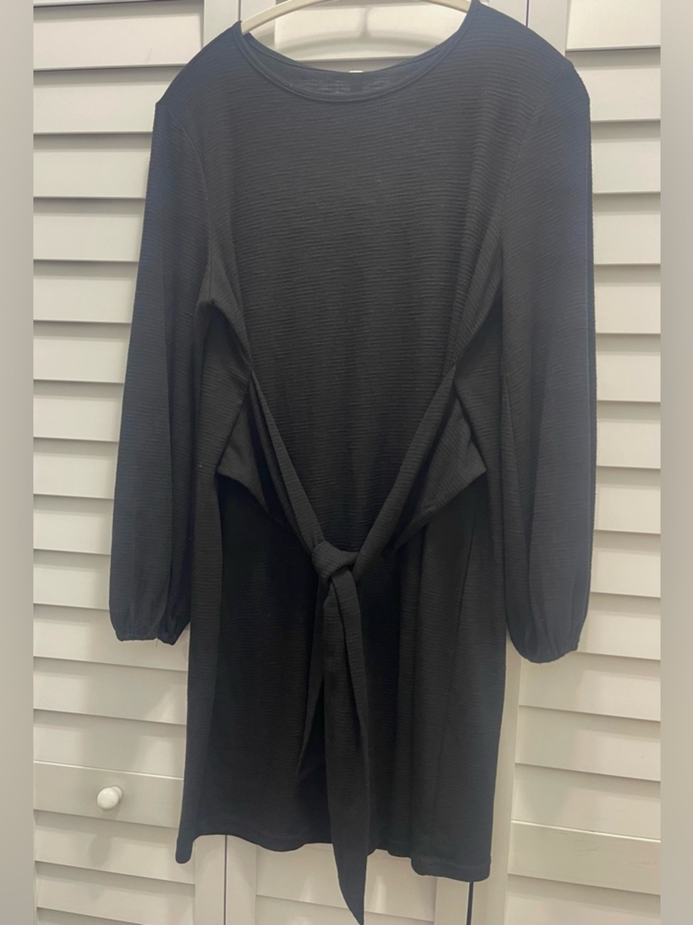NWT. Black dress size L.